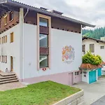 Tirola Stadl 아파트